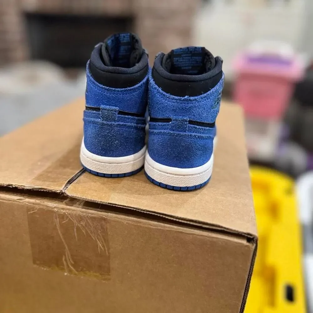 Jordan Blue and Navy Trainers